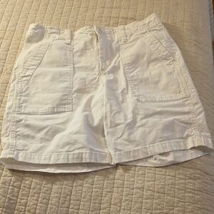 GAP White Utility Patch Pocket Shorts